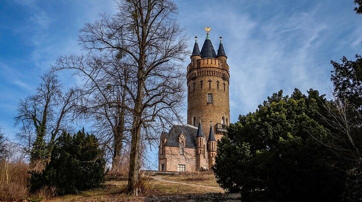 Potsdam-Flatowturm | © Bild von <a href="https://pixabay.com/de/users/scholty1970-7596740/?utm_source=link-attribution&utm_medium=referral&utm_campaign=image&utm_content=3226387">Achim Scholty</a> auf <a href="https://pixabay.com/de//?utm_source=link-attribution&utm_medium=referral&utm_campaign=image&utm_content=3226387">Pixabay</a>