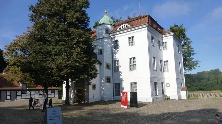 Grunewald-Jagdschloss | © Bild von <a href="https://pixabay.com/de/users/natascha-29251/?utm_source=link-attribution&utm_medium=referral&utm_campaign=image&utm_content=208402">Natascha</a> auf <a href="https://pixabay.com/de//?utm_source=link-attribution&utm_medium=referral&utm_campaign=image&utm_content=208402">Pixabay</a>