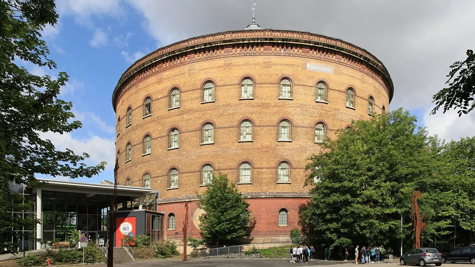 Panometer Leipzig | © Frank Vincentz, CC BY-SA 3.0 <https://creativecommons.org/licenses/by-sa/3.0>, via Wikimedia Commons